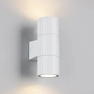 TRIO PARANA - Wandlamp - Wit mat - excl. 2x GU10 4,5 W - Verlichting omhoog en omlaag - Wandmontage - Buitenverlichting - IP44