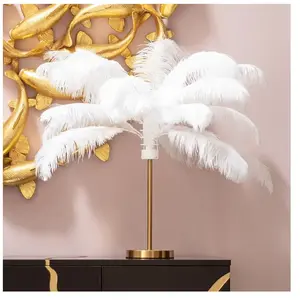 Lampe plumes blanches Kare Design pas cher
