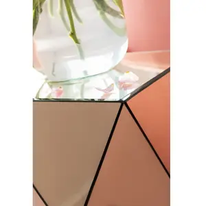 Table dappoint Luxury Triangle champagne Kare Design pas cher