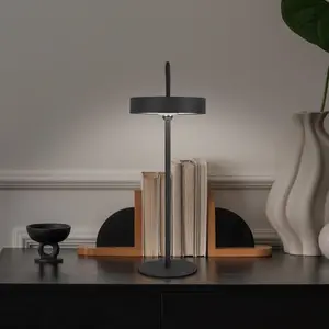Comparateur de prix : Näve, Lampe de table, Ella (260 lm)