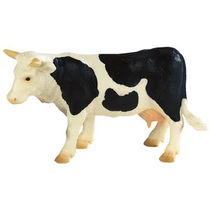 Bullyland Animaux Figurine Vache Noire Et Blanche Fanny - 13 Cm pas cher