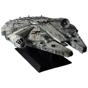 Revell Maquettes Millennium Falcon Perfect Grade (Coop. Bandaï) pas cher