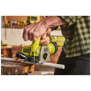 Scie multi-matériaux 85mm 18V ONE+ RYOBI R18MMS-0 - Découpez facilemen...