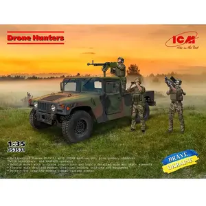ICM Modelbouwpakket Diorama - DS3531 Drone Hunters - Humvee M1097A2 met Bemanning - 3 Figuren - Diorama Set Plastic - 1:35 - Modelbouw