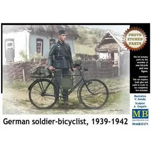 German Soldier-bicyclist, 1939-1942 - 1:35e - Master Box Ltd. pas cher