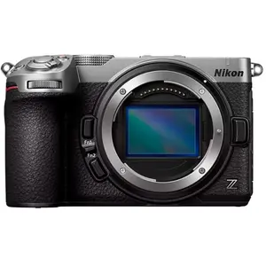 Appareil photo hybride Nikon Z5IIC Boîtier nu Argent pas cher