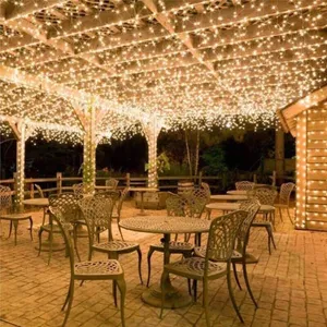 TIGREZY Lumineuse Arbre de Noël, 100M 800 led Fairy Lights Extérieur et Intérieur Blanc Chaud Prise 8 Modes Étanche pour Sapin Fenêtre Maison Soirée Mariage pas cher