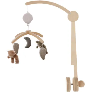 Noukie's Mobile musical avec bras en bois Orso et Fluffy pas cher