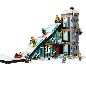LEGO® City 60366 Le complexe de ski et d’escalade pas cher