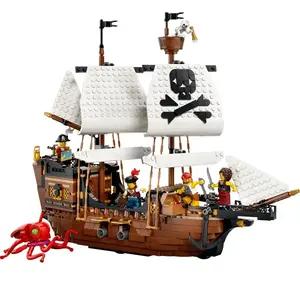 LEGO 31387 ICONIC PIRATE SHIP pas cher
