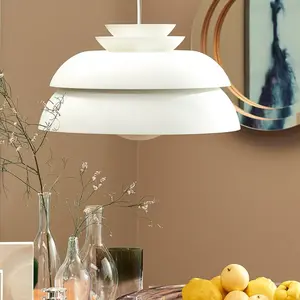 Lightyears Lampe suspendue modèle Concert P3, minimalisme scandinave pour éclairage flexible et réglable, câble 6 mètres, aluminium, 55 x 55 x 32 cm, blanc (référence : 74003505)Vendu parkoot