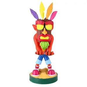 EXQUISITE GAMING Crash Bandicoot - Figurine Cable Guy Aku Aku Crash 20 cm pas cher