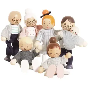 Le Toy Van - Ma Famille de 4 poupées - Bois,Tissu - P053 pas cher