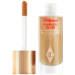 Charlotte Tilbury - Kleur: 5.5 Tan - Hollywood Flawless Filter - 30ml pas cher