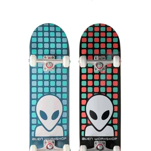 Alien Workshop Skateboard Matrix 7.75