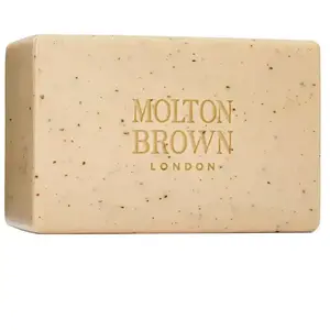 Molton Brown Re-Charge Black Pepper Bodyscrub Bar 250 g pas cher