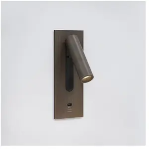Astro - Fuse 3 USB C Wandlamp