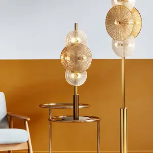 SEARCHLIGHT Lampe à poser 6L Bronze et verre claire et ambré Hauteur 66cm pas cher