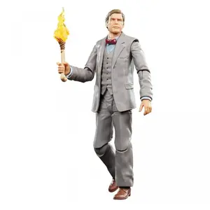 Hasbro Indiana Jones Jones et la dernière Croisade, Figurine Indiana Jones (Professeur) Adventure Series de 15 cm pas cher