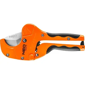 Neo Tools Pince Coupe tube PVC / PP / PE / PU Ø 42 mm NEO TOOLS 02-020 pas cher