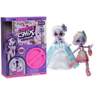 Poupée Capsule Chix Collection Giga Glam Modèle aléatoire