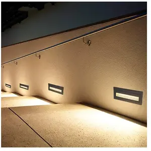 Balise led en Saillie Rectangle 3W 220V 65° Noire IP65 pour Escaliers ...Vendu parmanomano