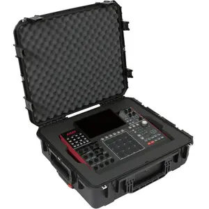 SKB 3i-2421-7MPCX iSeries flightcase voor AKAI MPC X pas cher