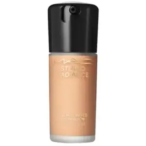 MAC Studio Radiance Serum Powered Foundation 30ml (Various Shades) - NW30 pas cher