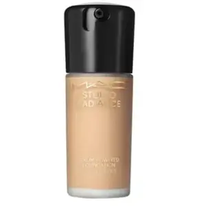 MAC Studio Radiance Serum Powered Foundation 30ml (Various Shades) - NC38 pas cher