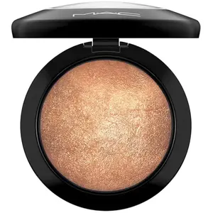 MAC Poudre Mineralize Skinfinish (teintes variées) - Gold Deposit pas cher