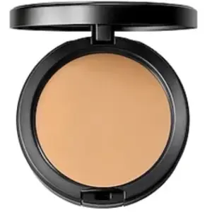 MAC Studio Fix Powder Plus Foundation (Various Shades) - NC20 pas cher