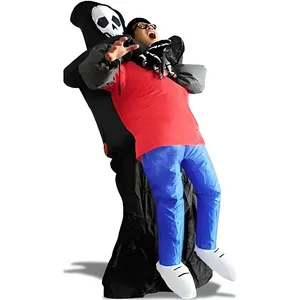 Costume gonflable tueur en série pas cher