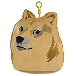 Ultra Pro Doge Plush Pillow With Zippered Pouch pas cher