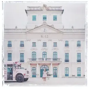 Import K-12 pas cher