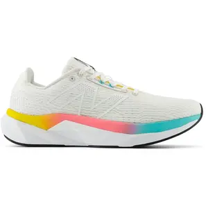 New Balance Mfcprlc5 White Size: 45 | Sneakers Outlet | Heren | Wit pas cher