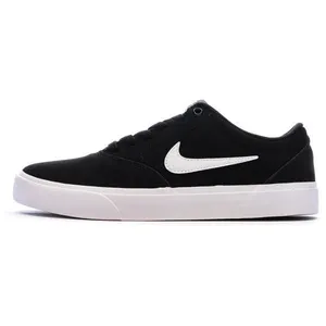 Baskets Noires Homme Nike Charge Suede pas cher