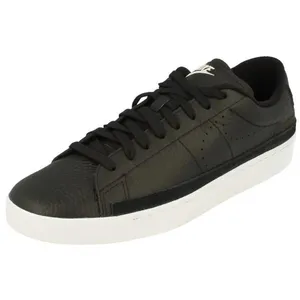 Nike Nike Blazer Low X Hommes Trainers Da2045 001 - 42 pas cher