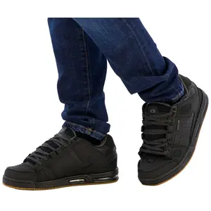 Globe Chaussures Globe Sabre Pour Hommes - Baskets De Skate En Cuir Noir Et Gris Foncé - 42