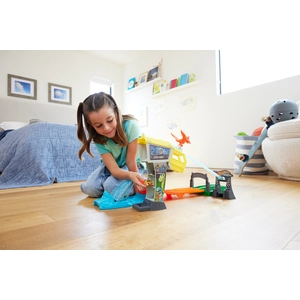 Hot Wheels Circuit De Voitures Racerverse Jurassic World pas cher