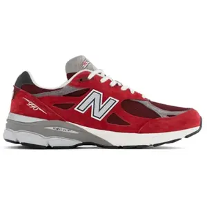 New Balance M990tf3 Nb Scarlet Size: 44 | Sneakers Outlet | Unisex | pas cher