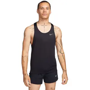 Nike Dri-Fit Fast M https://tqm.i-run.be/?P4790B5819DB223S1UD413a490131490V4 Noir S