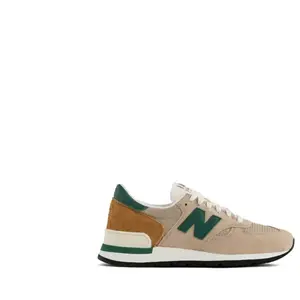 New Balance M990tg1 Tan Size: 40.5 | Sneakers Outlet | Unisex | Bruin pas cher