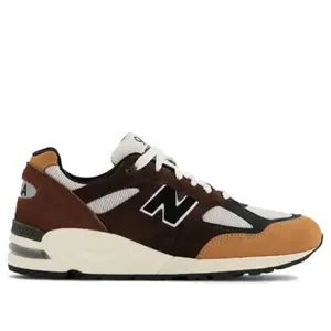 New Balance M990bb2 Black Size: 41.5 | Sneakers Outlet | Unisex | Zwart pas cher
