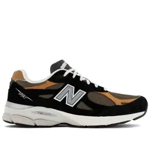 New Balance M990bb3 Black Size: 40 | Sneakers Outlet | Unisex | Zwart pas cher