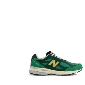 New Balance M990gg3 Green Size: 45.5 | Sneakers Outlet | Unisex | Groen pas cher