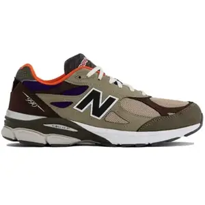 New Balance M990bt3 Tan Size: 40.5 | Sneakers Outlet | Unisex | Bruin pas cher