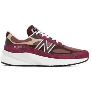 New Balance U990bt6 Burgundy Size: 41.5 | Sneakers Outlet | Unisex | Bruin pas cher