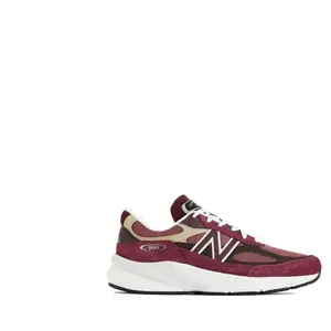 New Balance U990bt6 Burgundy Size: 40 | Sneakers Outlet | Unisex | Bruin pas cher