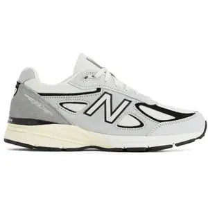 New Balance U990tg4 Grey Size: 42.5 | Sneakers Outlet | Unisex | Grijs pas cher