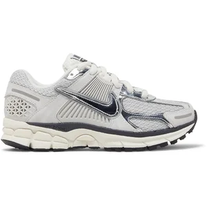 Nike Baskets Zoom Vomero 5 pas cher